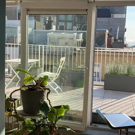 Seaview Penthouse * Ostend