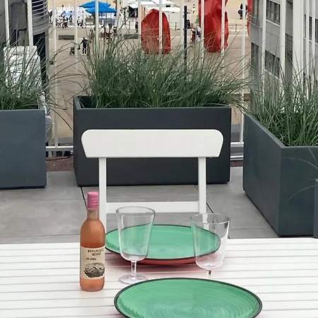 Seaview Penthouse شقة *