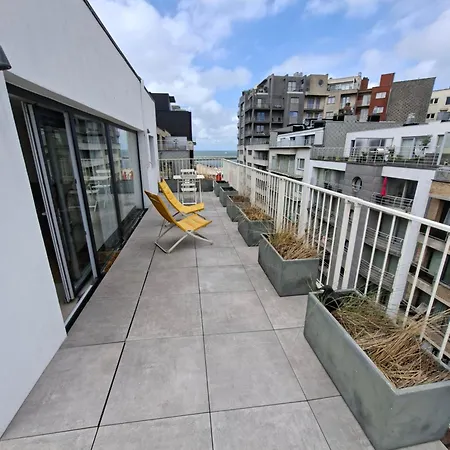 Seaview Penthouse * Ostende
