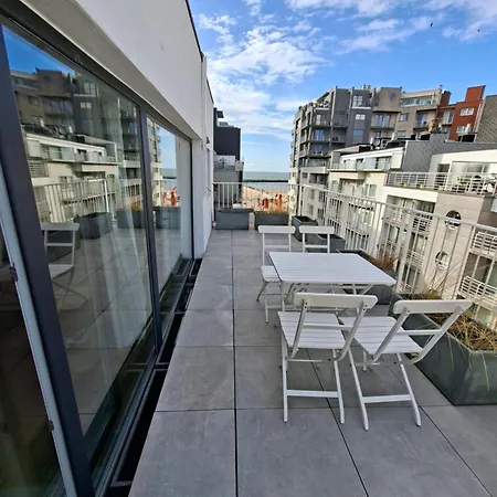 Seaview Penthouse *